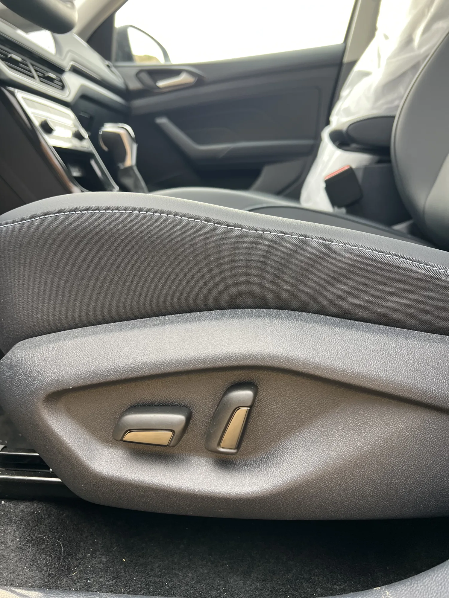 Volkswagen Tharu XR 2026